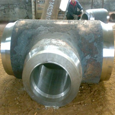 ASTM A234 WP91 Equal Tee, ASME B16.9, 18 Inch, SCH 100